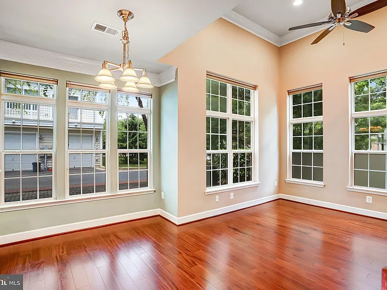 13526 Waterford Hills Blvd #13526 — Photo 9
