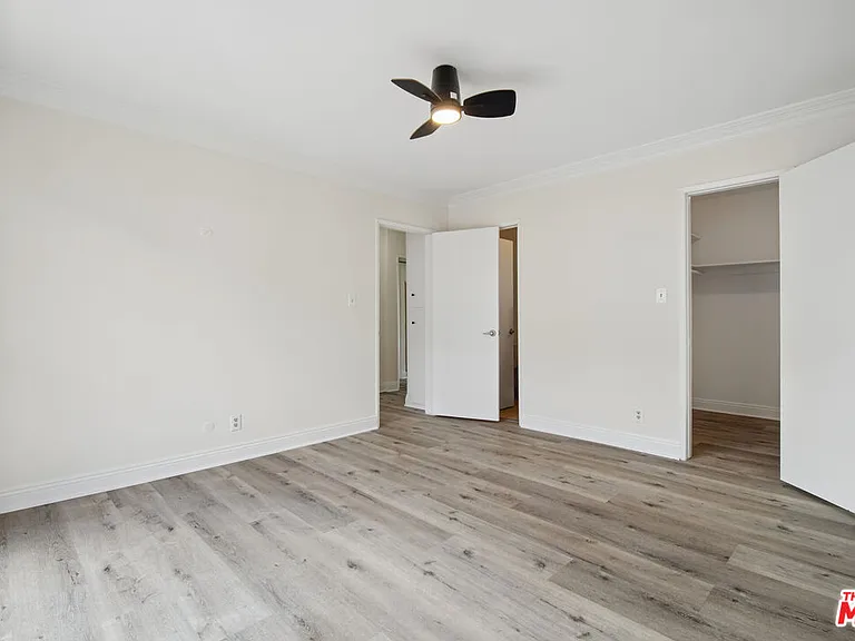 7540 Hampton Ave #206 — Photo 13