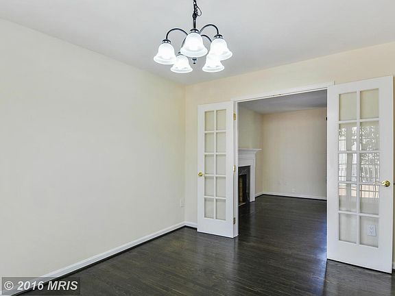 3rd image of 8 Athey Ct