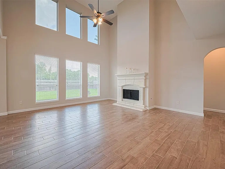 20834 Avery Cove Ln — Photo 9