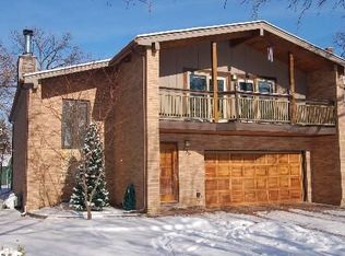 236 Fairbank Rd, Riverside, IL 60546