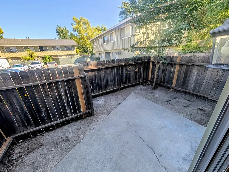 1048B Rio Ln #1048B — Photo 12