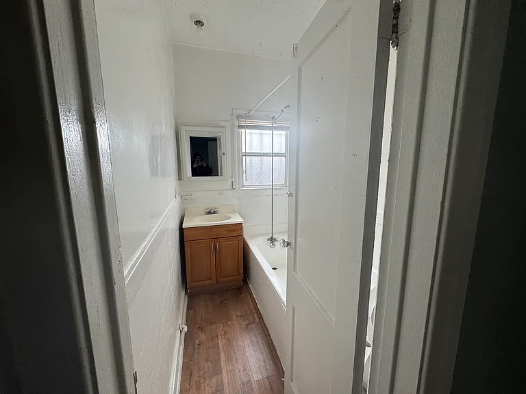 1124 N New Hampshire Ave #D — Photo 11