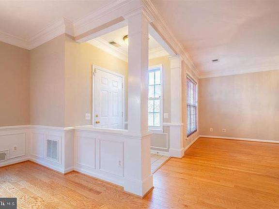 3rd image of 6325 Eagle Ridge Ln #32-D