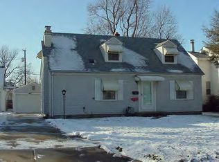 1117 N Oakland Ave, Decatur, IL 62522