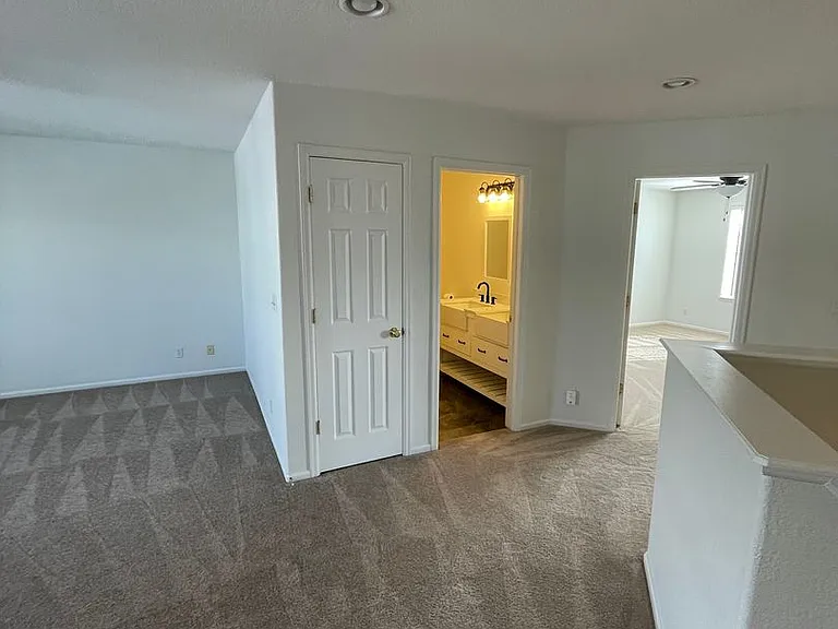 2965 E 109th Ave — Photo 37