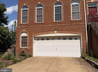 22611 Welborne Manor Sq, Ashburn, VA 20148