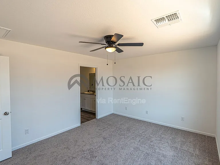1445 E Jaycie Dr — Photo 7