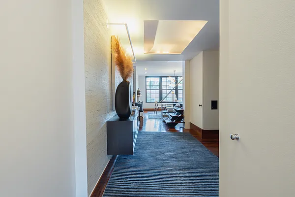 Rented by Finest Furnished LLC | media 70