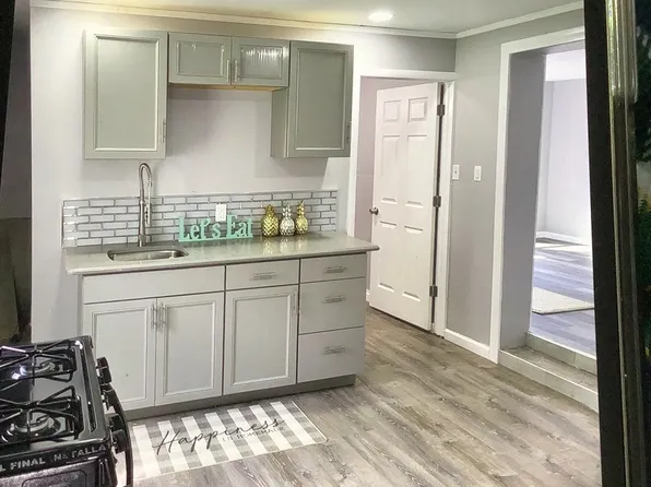 (undisclosed Address), Pomona, NY 10970