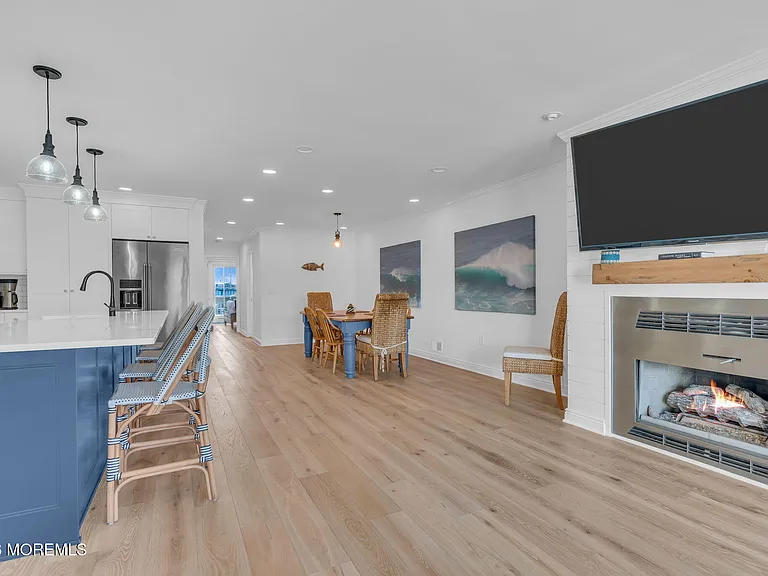 118 Ashley Ave — Photo 25