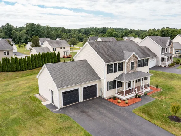 4 Tamora Court, Nashua, NH 03062