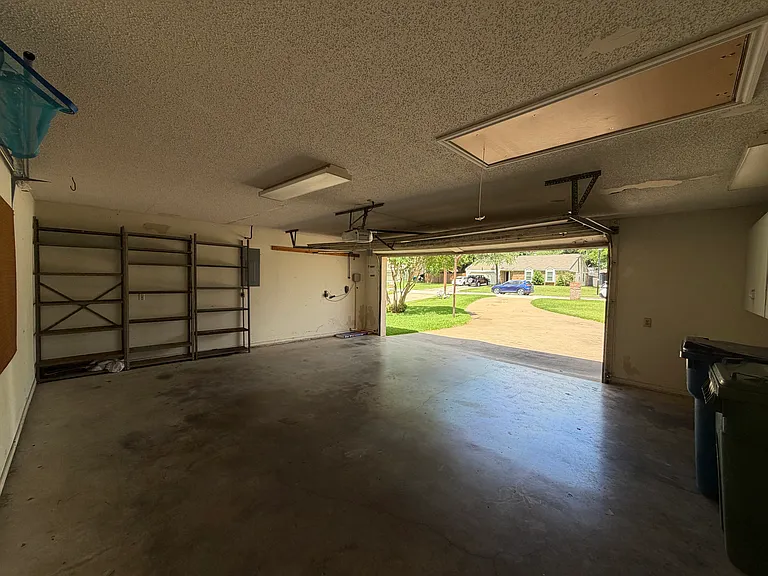 1805 Dunn St — Photo 35