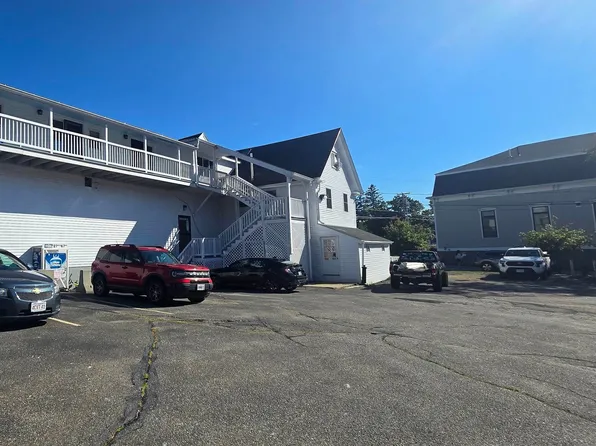 153 Portsmouth Ave #203, Stratham, NH 03885