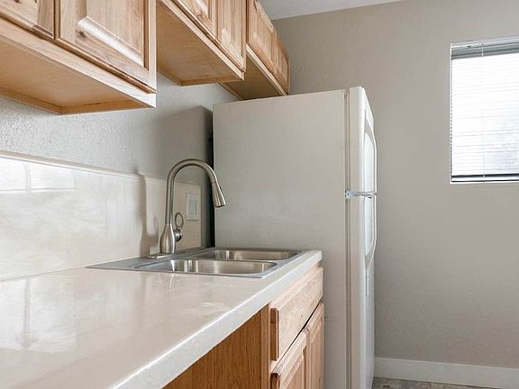 3rd image of 2305 W Bonniebrook Dr #A