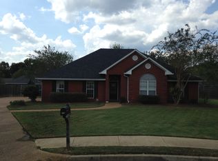 105 Hayfield Pl, Madison, MS 39110