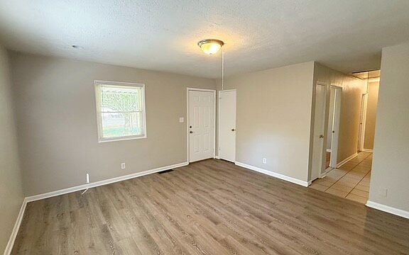 5th image of 4405 N Audubon Rd