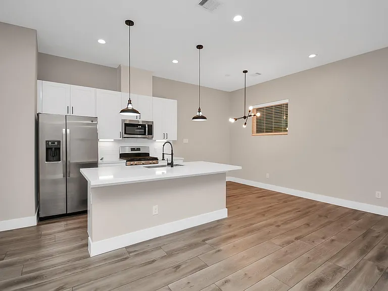 1235 W Tidwell Rd — Photo 5