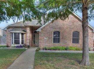 7302 Fieldlark Dr, Sachse, TX 75048