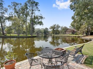 12120 N Lakeview Dr, Baton Rouge, LA 70810