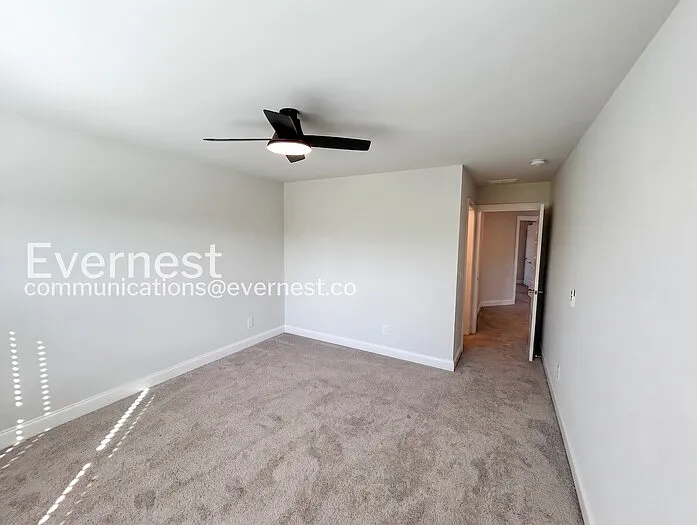 732 Prescott Ln — Photo 16
