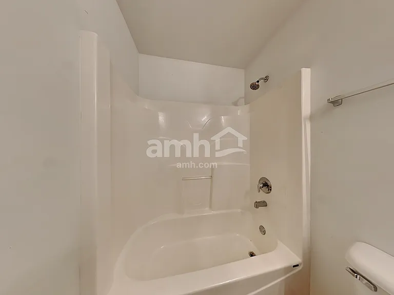 10035 Cummings St — Photo 16
