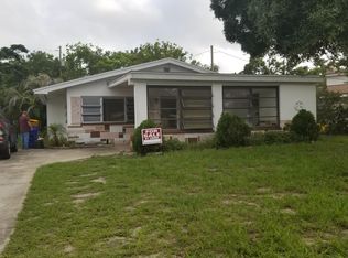 10586 Orange Blossom Ln, Seminole, FL 33772