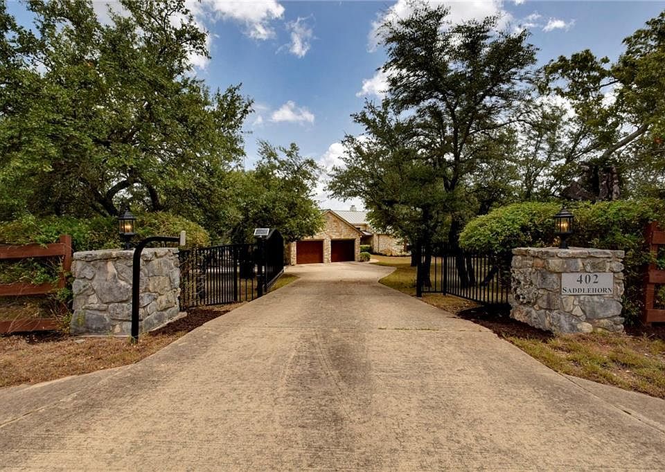 1st image of 402 Saddlehorn Dr