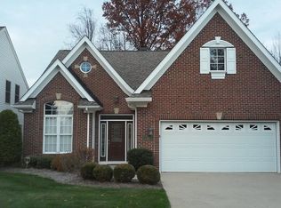 352 Champions Ct, Avon Lake, OH 44012