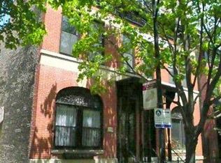 210 W St Paul None, Chicago, IL