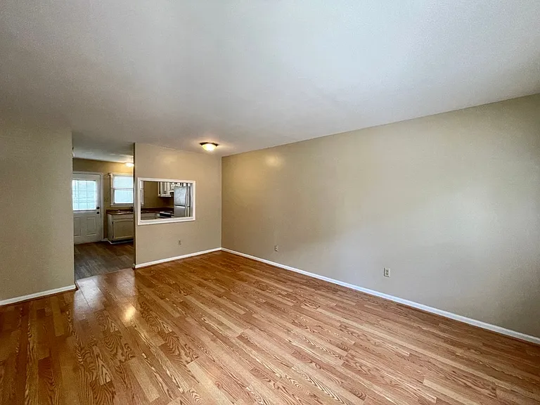 3105B Granby St — Photo 3