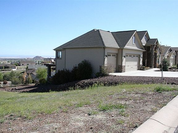 4th image of 778 N Lakeview Dr