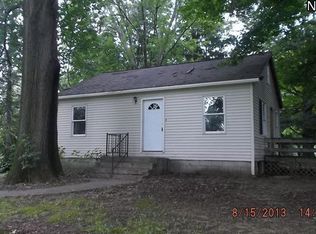 3136 Martha Dr, Geneva, OH 44041