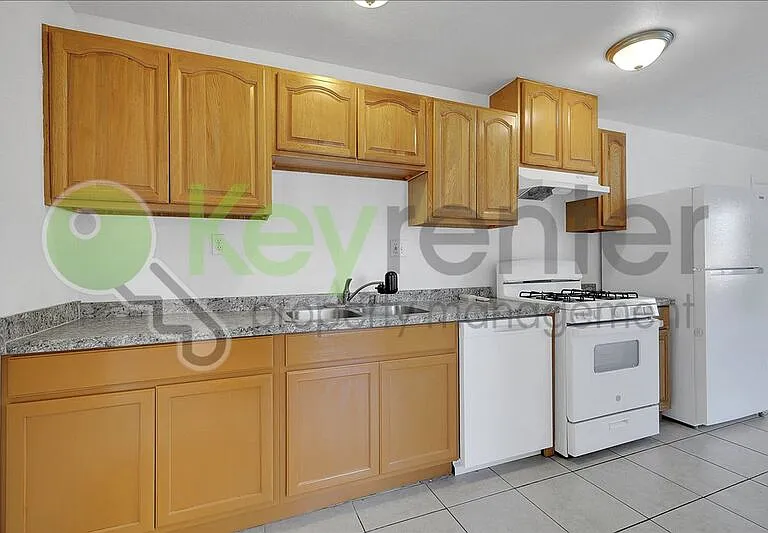4806 Yosemite Ave #A — Photo 8