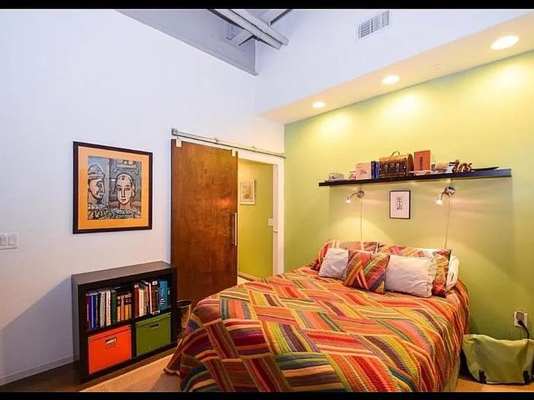 400 Salem Ave #1B — Photo 9