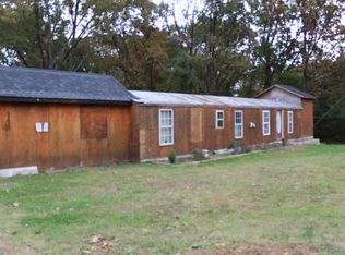 587 Hopper Barker Rd, Jackson, TN 38305