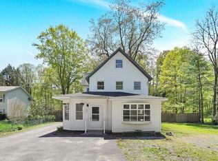 32 Grist Mill Rd, Tillson, NY 12486