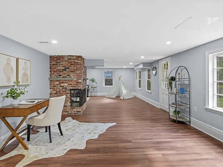 108 Radcliffe Rd — Photo 11