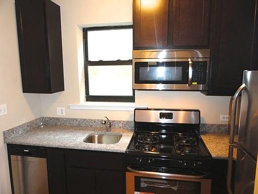2nd image of 2805 W Lawrence Ave #3