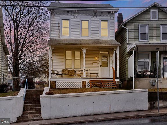 2nd image of 78 Chestnut St