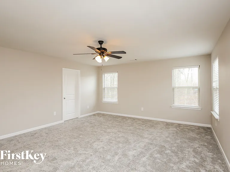 2476 Morgan Spring Ln — Photo 8