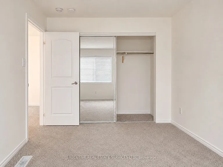 129 Seeley Ave — Photo 18