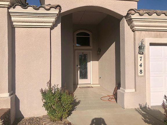 3rd image of 748 Paseo De Suerte Dr