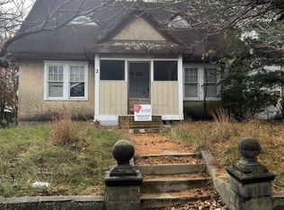 2 James St, Lakewood, NJ 08701