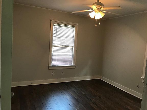 5th image of 136 SW Happiness Ln