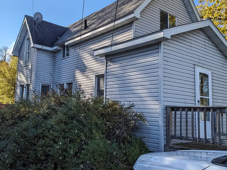 214 W College St #2 — Photo 2