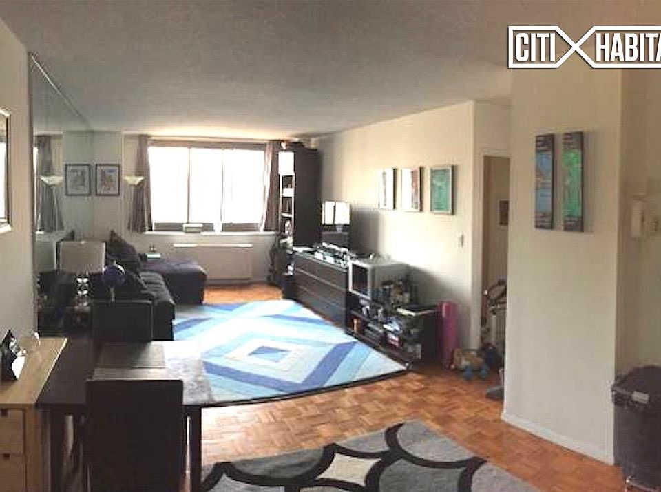1st image of 347 W 57th St APT 31B