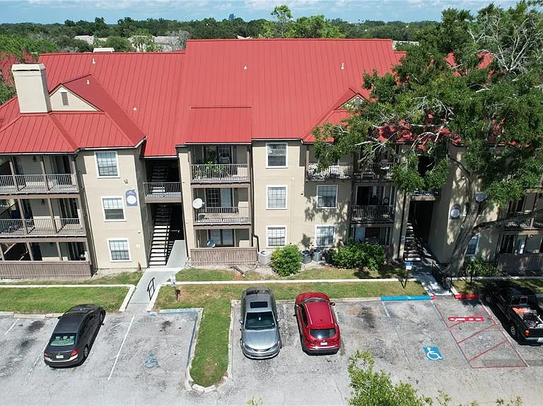232 Afton Sq #309 — Photo 1