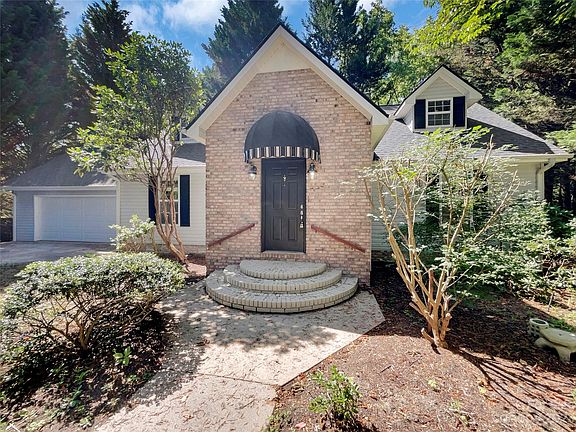 5th image of 2350 Rosemont Ct