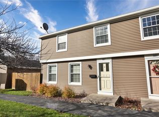 687 Hidden Valley Rd, Rochester, NY 14624